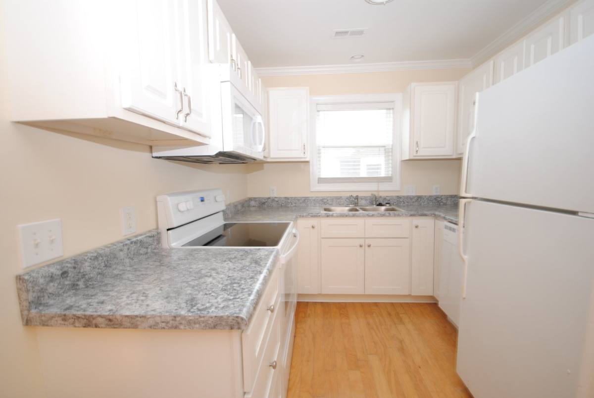 Townhouse for rent at 3225 Belmont Circle, Wilmington, NC 28405