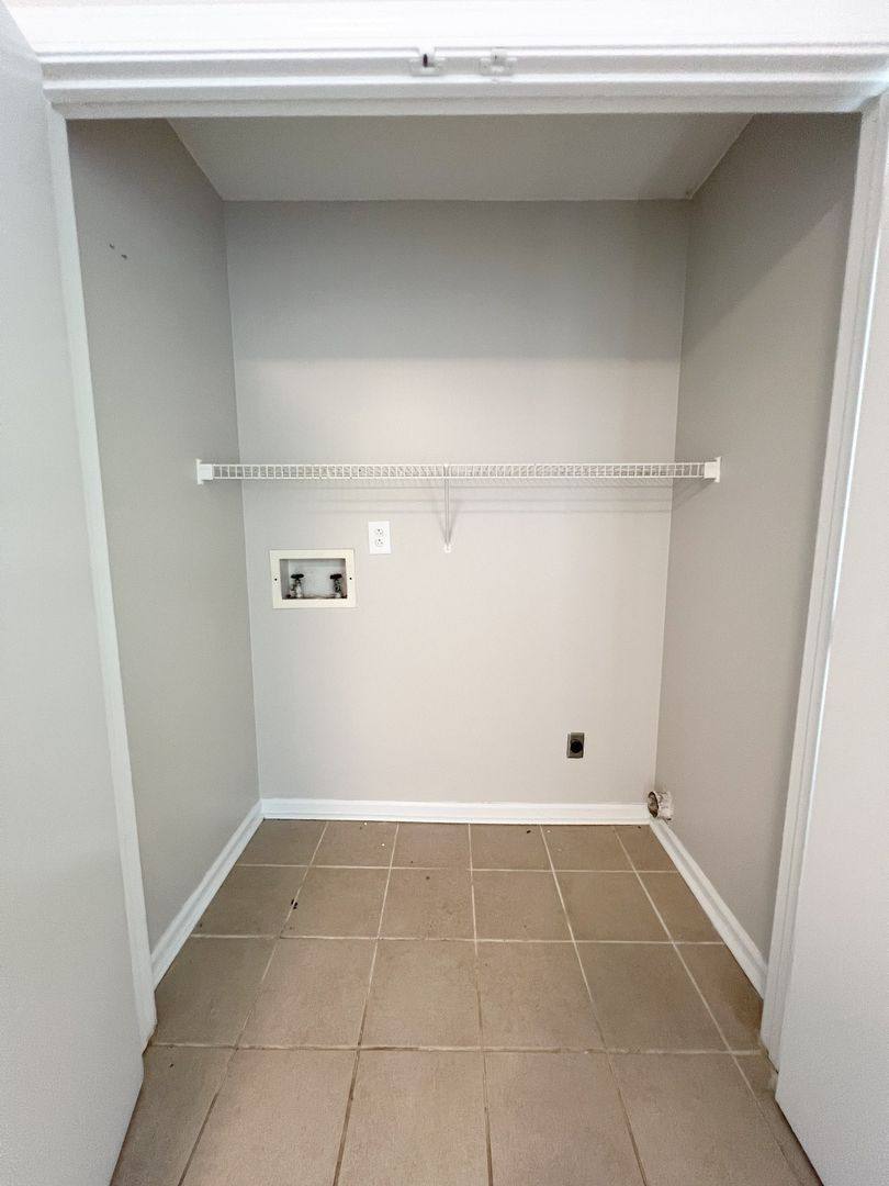 Apartment for rent at 115 Ballygar St, Clarksville, TN 37043