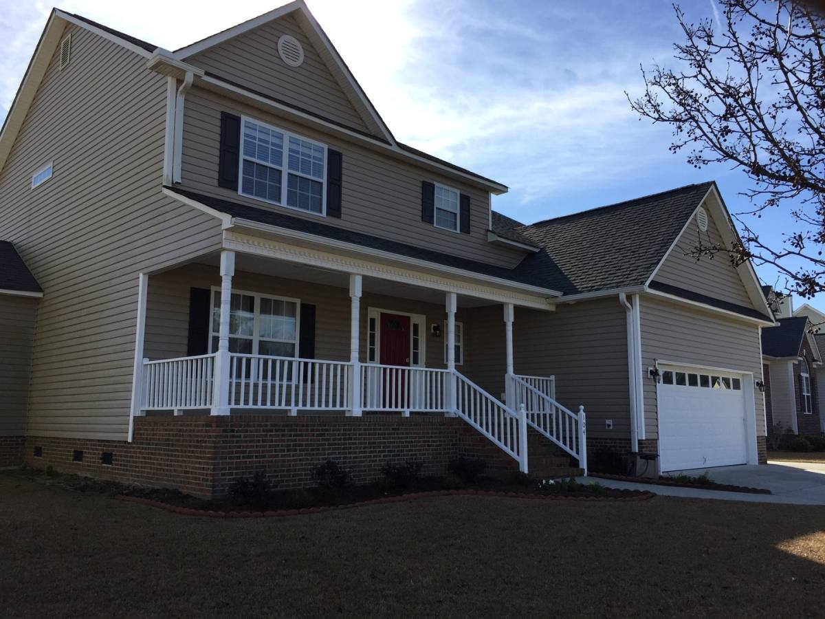 House for rent at 104 Runnymeade Dr, Jacksonville, NC 28540