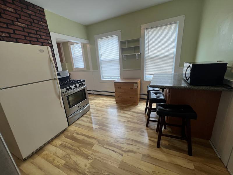 Apartment for rent at 85 Vinton St #85V-2, Providence, RI 02903