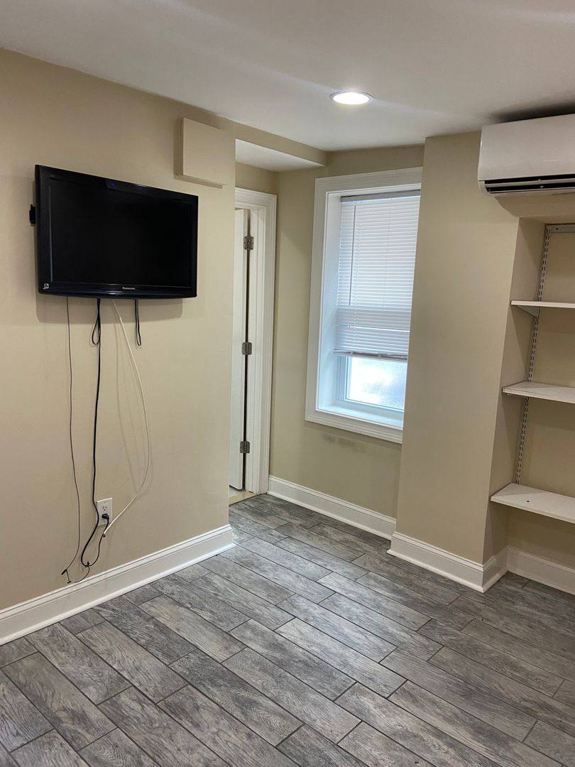 Apartment for rent at 1811 Kalorama Rd NW, Washington, DC 20009