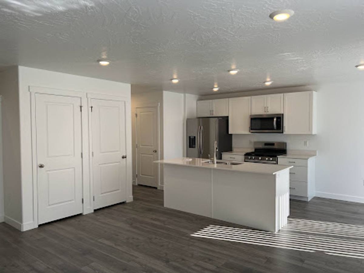 Townhouse for rent at 2943 W Ezra Dr, Cedar City, UT 84720
