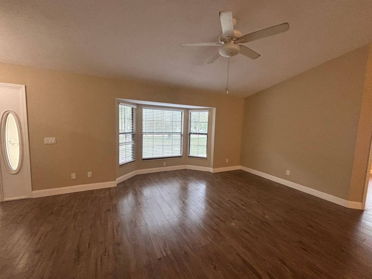 House for rent at 1130 W Olympia St, Hernando, FL 34442