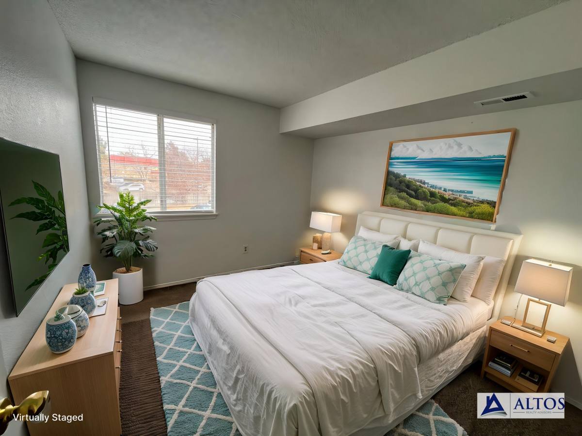 Condo for rent at 1035 S Elkhart Way, Aurora, CO 80012