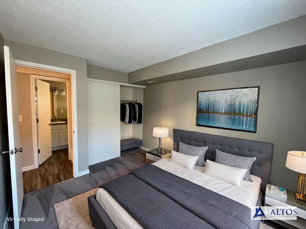 Condo for rent at 1035 S Elkhart Way, Aurora, CO 80012