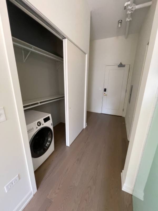 Apartment for rent at 111 W Chicago Ave, Chicago, IL 60654