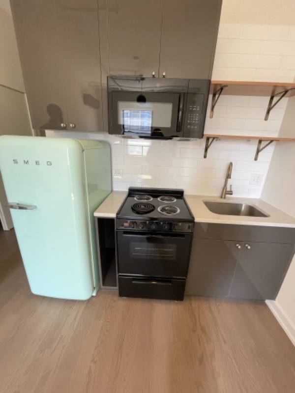 Apartment for rent at 111 W Chicago Ave, Chicago, IL 60654