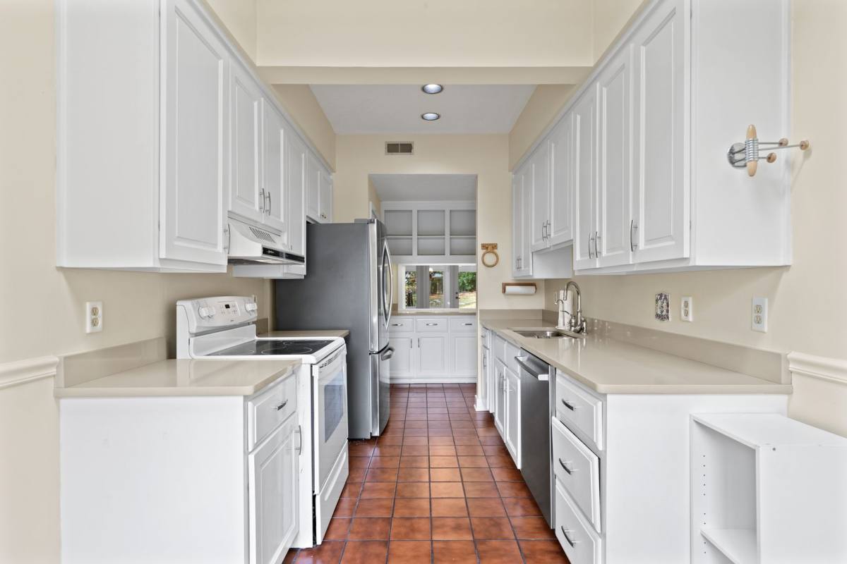 Townhouse for rent at 1 Weybridge Place, Chapel Hill, NC 27517