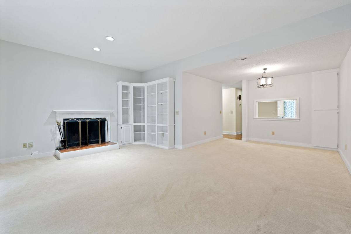 Townhouse for rent at 1 Weybridge Place, Chapel Hill, NC 27517