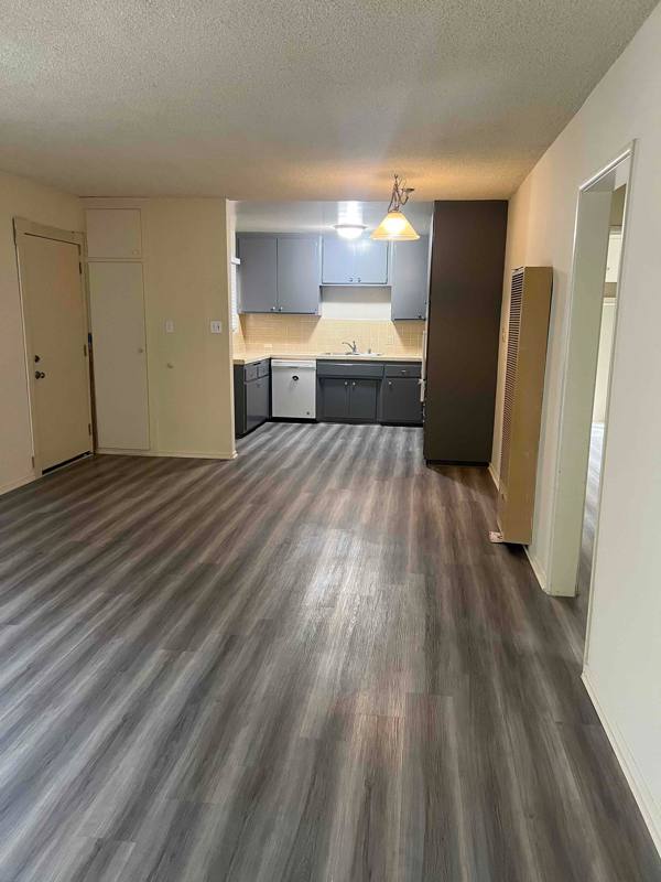Apartment for rent at 10772 Woodbine St #4, Los Angeles, CA 90034