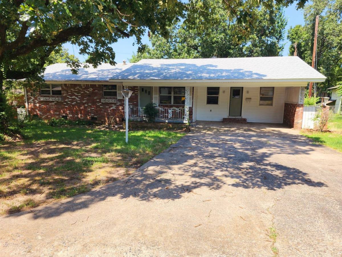 House for rent at 5 Cliffwood Circle, North Little Rock, AR 72118