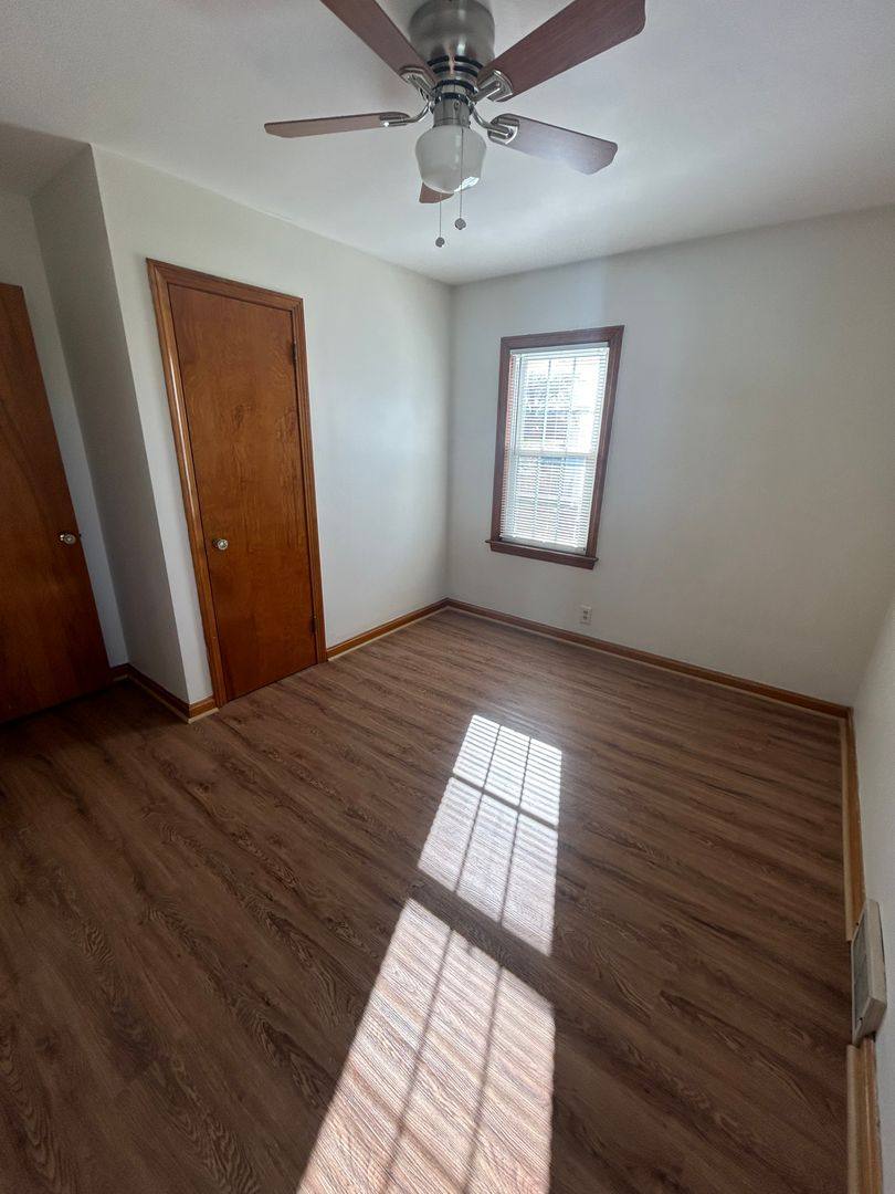 Apartment for rent at 122 Steele Ave, Ashland, OH 44805