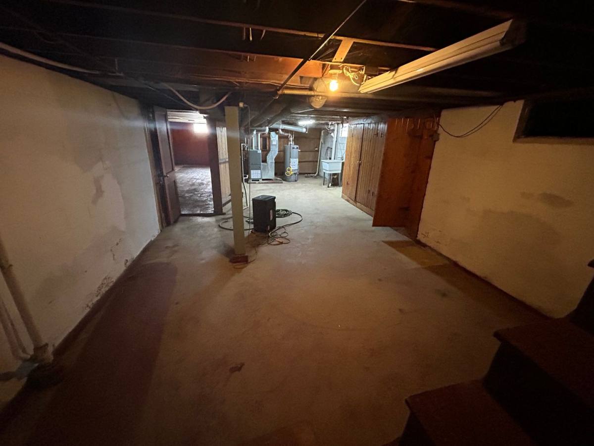 Apartment for rent at 122 Steele Ave, Ashland, OH 44805