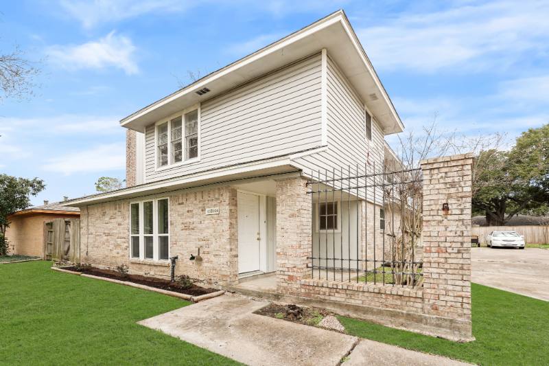 Townhouse for rent at 10814 Sugar Hill Dr #A, Houston, TX 77042