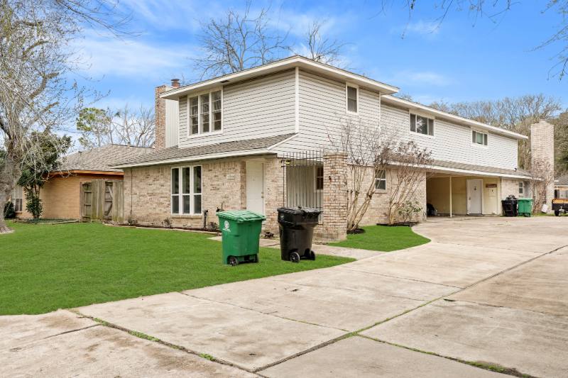Townhouse for rent at 10814 Sugar Hill Dr #A, Houston, TX 77042