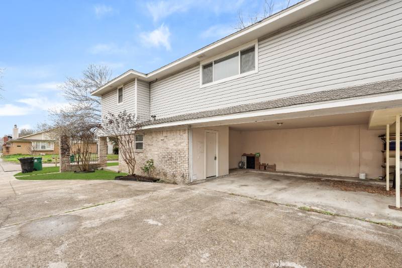 Townhouse for rent at 10814 Sugar Hill Dr #A, Houston, TX 77042