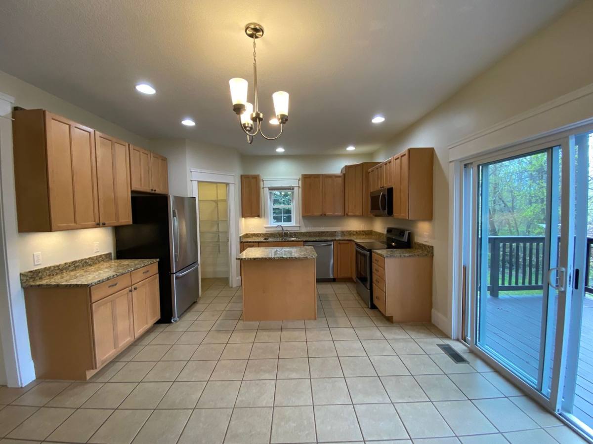 House for rent at 87 Dale St, Asheville, NC 28806