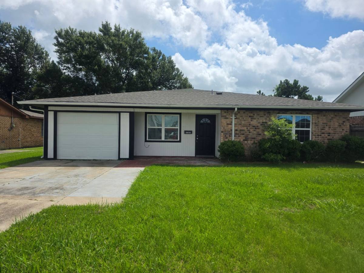 House for rent at 3121 General Twining St, Lake Charles, LA 70615