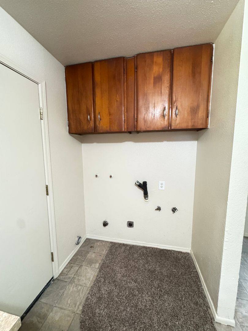 Apartment for rent at 6093 Park Ave, Marysville, CA 95901