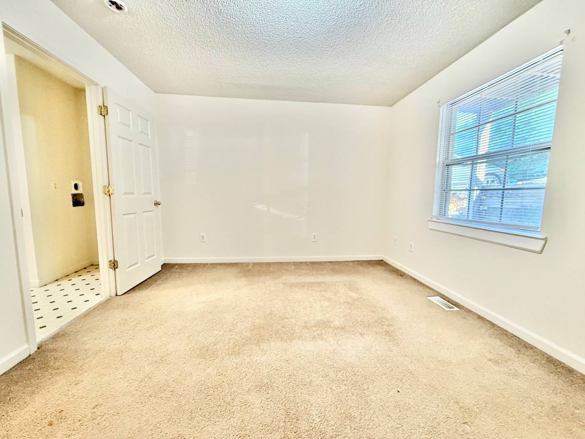 Townhouse for rent at 102 Carter Sells Rd, Johnson City, TN 37604