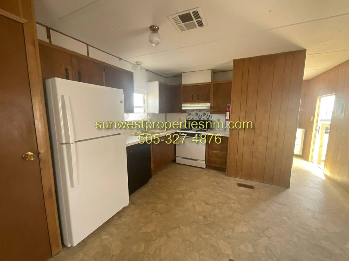 House for rent at 6000 Mancos Lane, Farmington, NM 87402