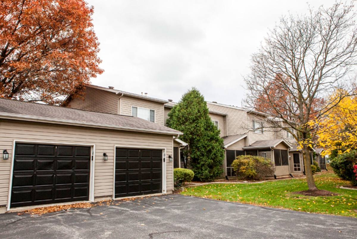 Townhouse for rent at 4560 Craftsbury Circle, Fort Wayne, IN 46818