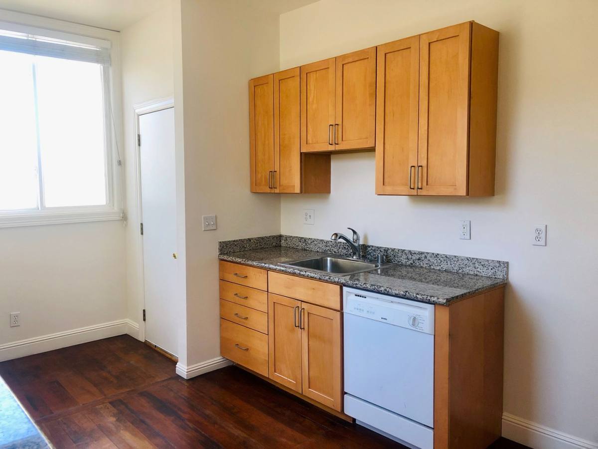 Apartment for rent at 578 C Hickory St, San Francisco, CA 94102