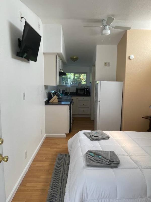 Apartment for rent at 3345 Lakeshore #3, Lakeport, CA 95453