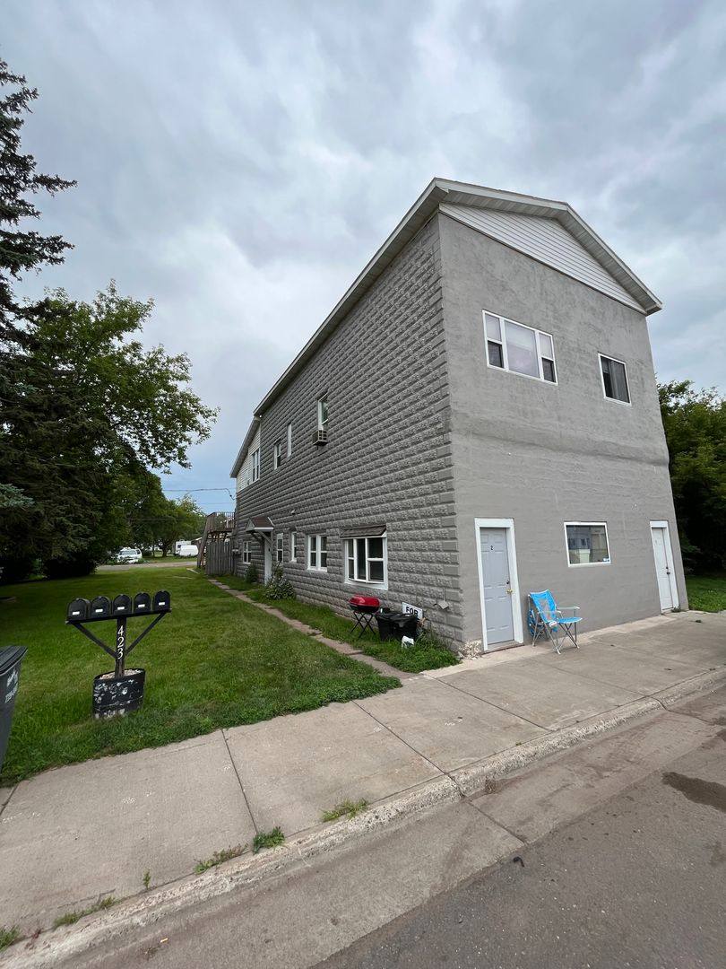 Apartment for rent at 423 Commonwealth Ave #4, Duluth, MN 55808