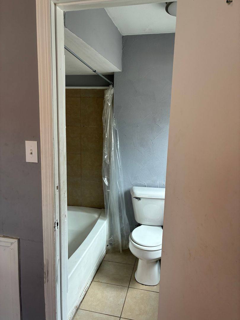 Apartment for rent at 3021 Ashlyn St, Pittsburgh, PA 15204