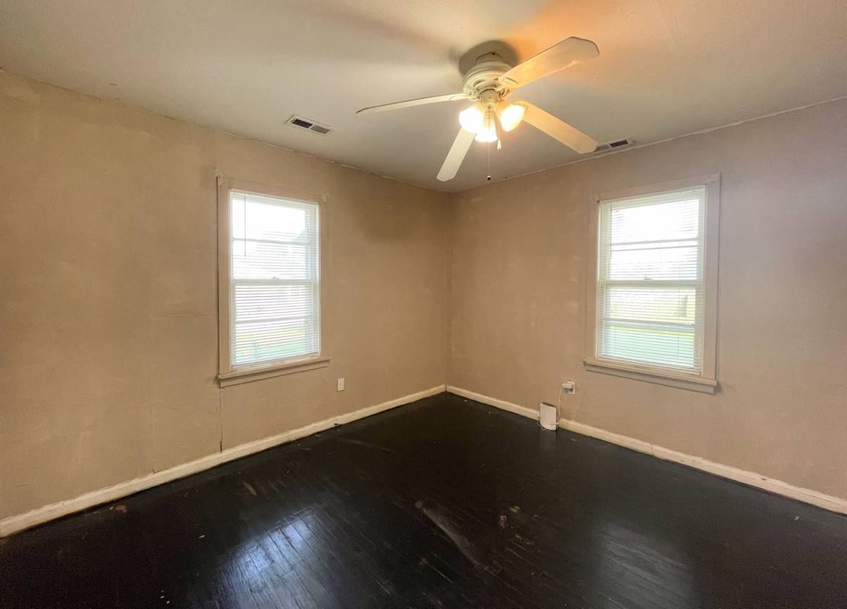 House for rent at 629 Duffy Rd, Hutchinson, KS 67501