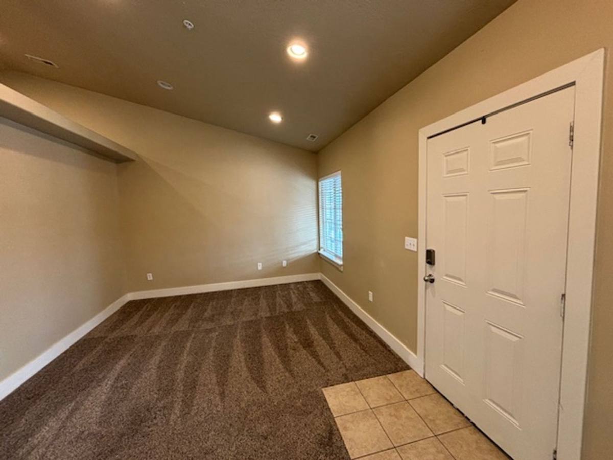 Apartment for rent at 233 Crescent View Lane, Tooele, UT 84074