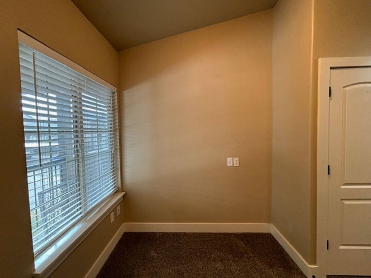 Apartment for rent at 233 Crescent View Lane, Tooele, UT 84074