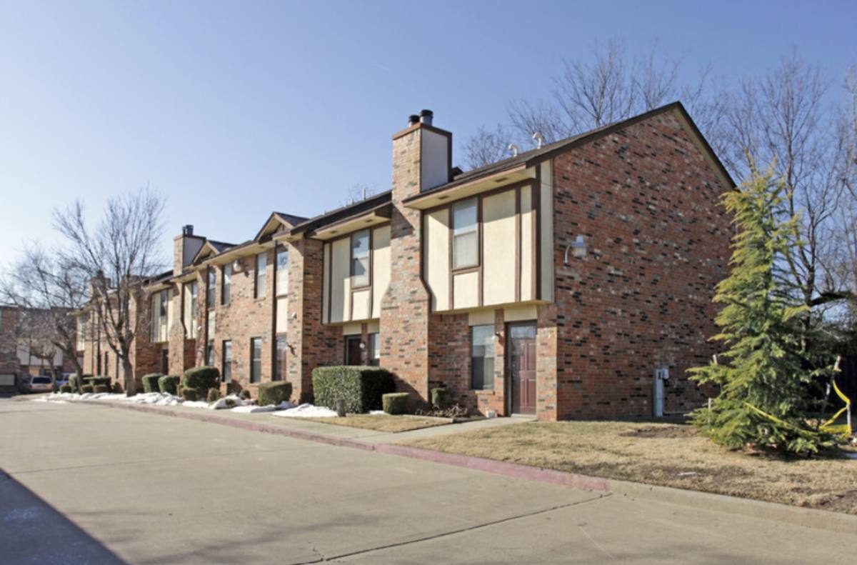Townhouse for rent at 4436 NW, Oklahoma City, OK 73112