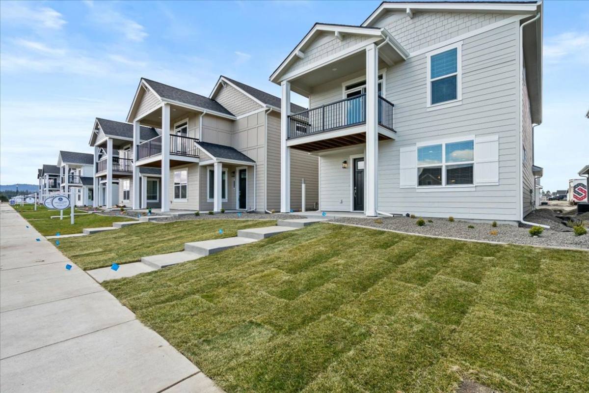 Townhouse for rent at 5209 E Hope Ave, Post Falls, ID 83854