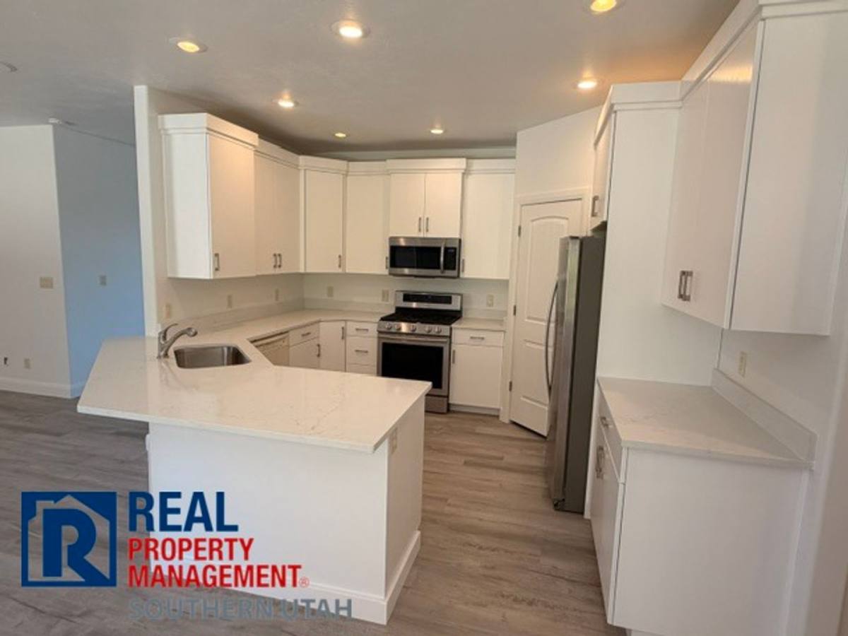 House for rent at 685 W Windsor Dr, Saint George, UT 84790