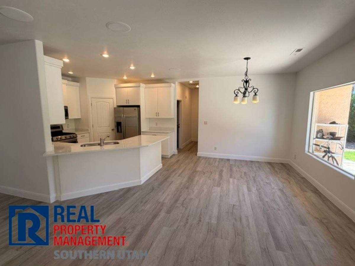 House for rent at 685 W Windsor Dr, Saint George, UT 84790