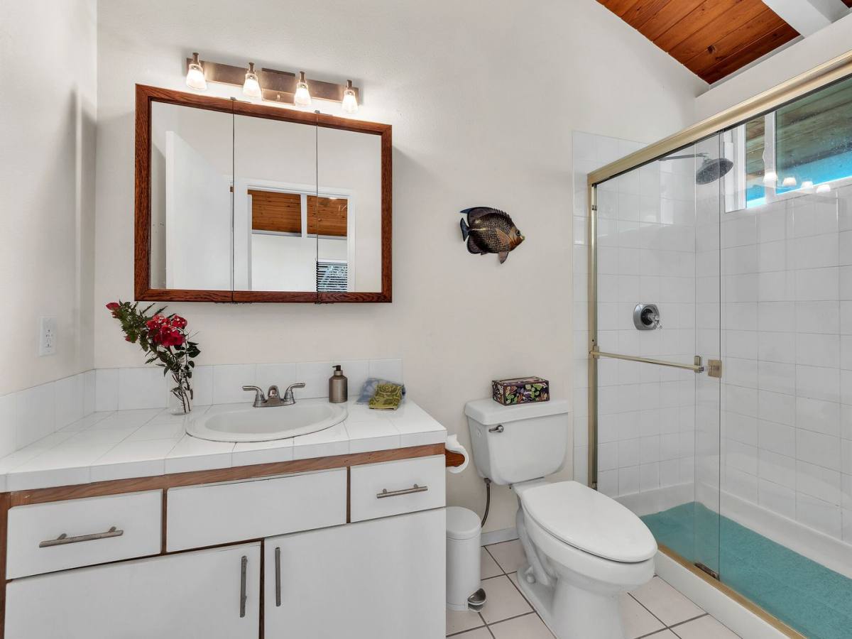 House for rent at 87-3208 Guava Rd, Captain Cook, HI 96704