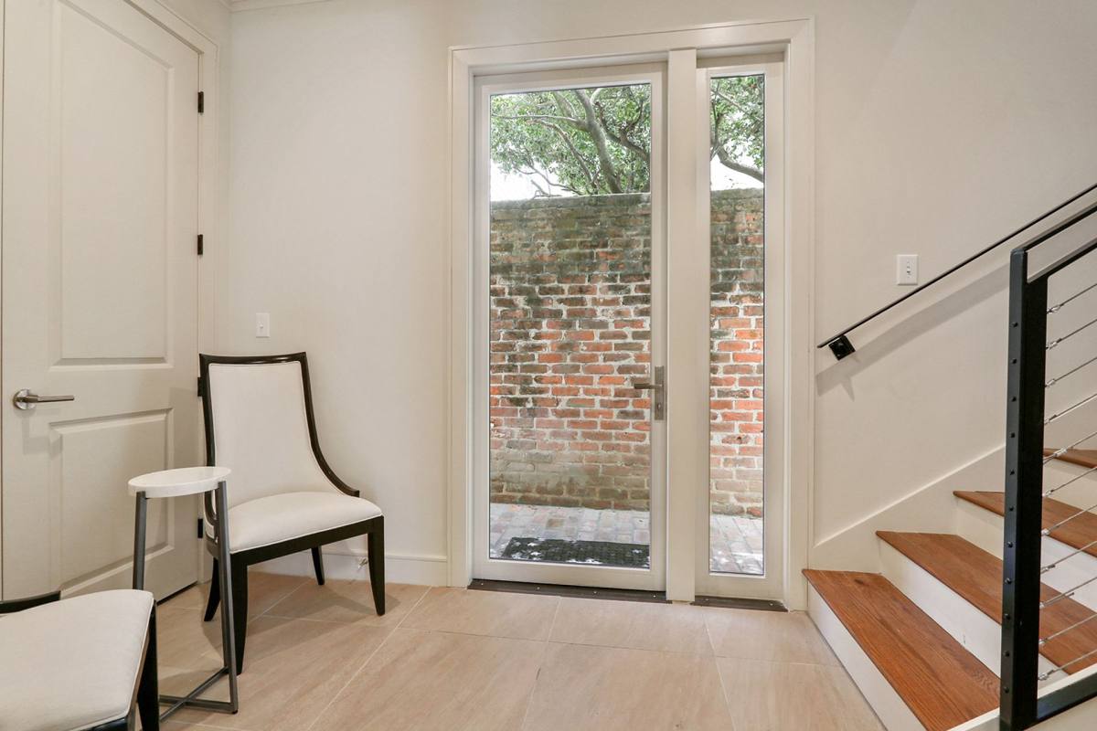Townhouse for rent at 818-820 Dauphine St, New Orleans, LA 70116