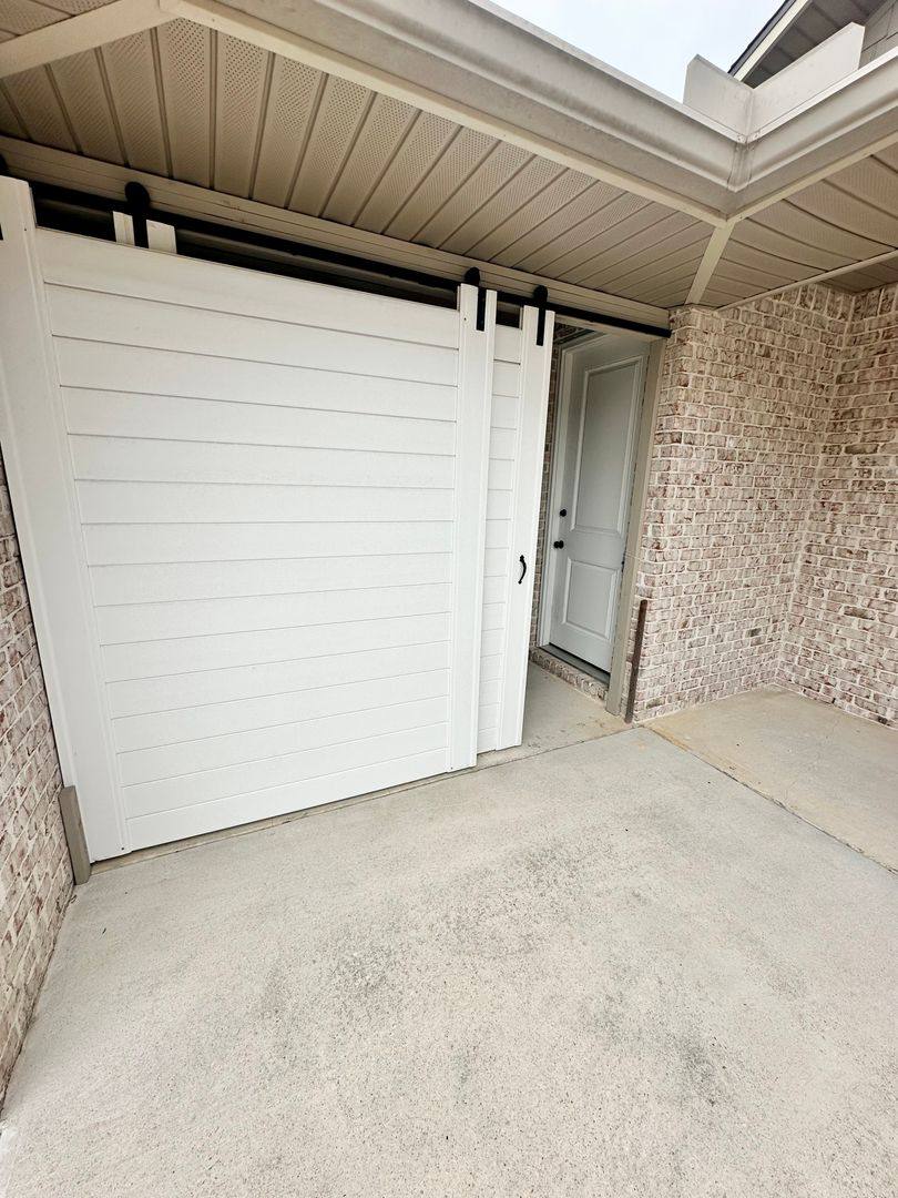 House for rent at 1180 French Quarter Way, Fort Walton Beach, FL 32547