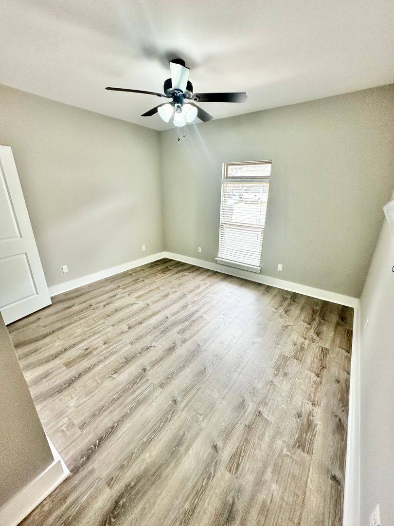House for rent at 1180 French Quarter Way, Fort Walton Beach, FL 32547