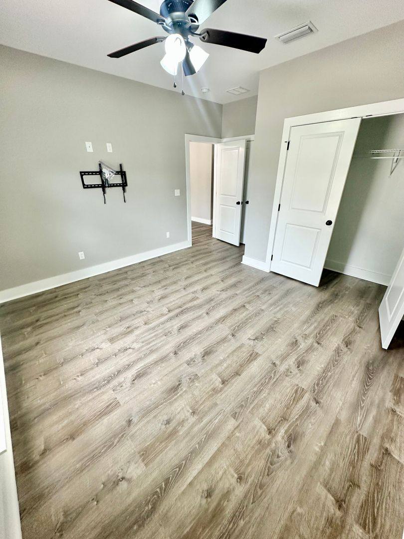 House for rent at 1180 French Quarter Way, Fort Walton Beach, FL 32547