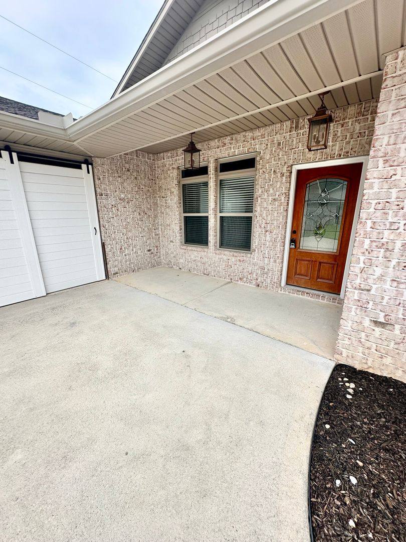 House for rent at 1180 French Quarter Way, Fort Walton Beach, FL 32547
