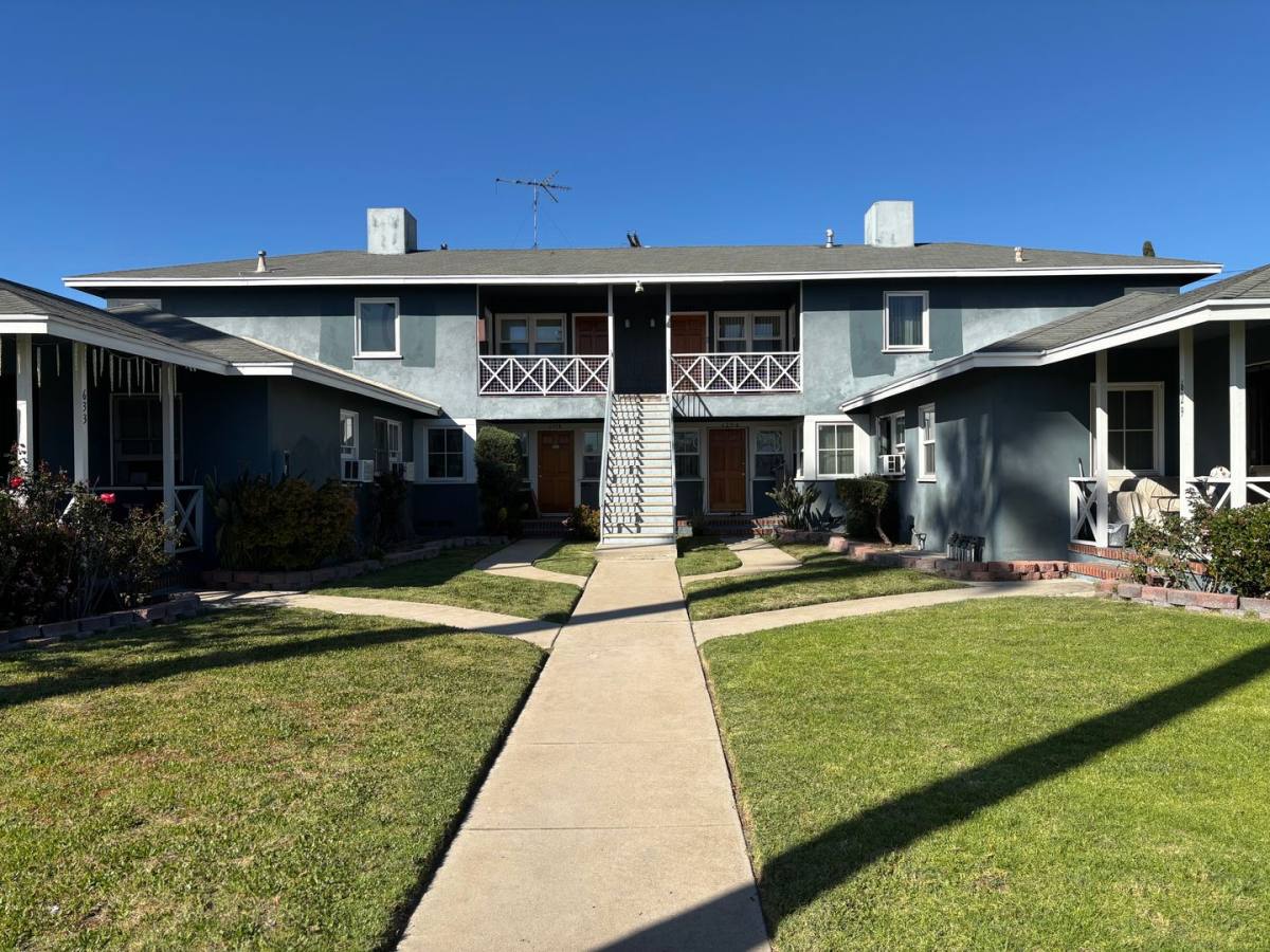 Apartment for rent at 625-633 1 2 W Glenoaks Blvd, Glendale, CA 91202