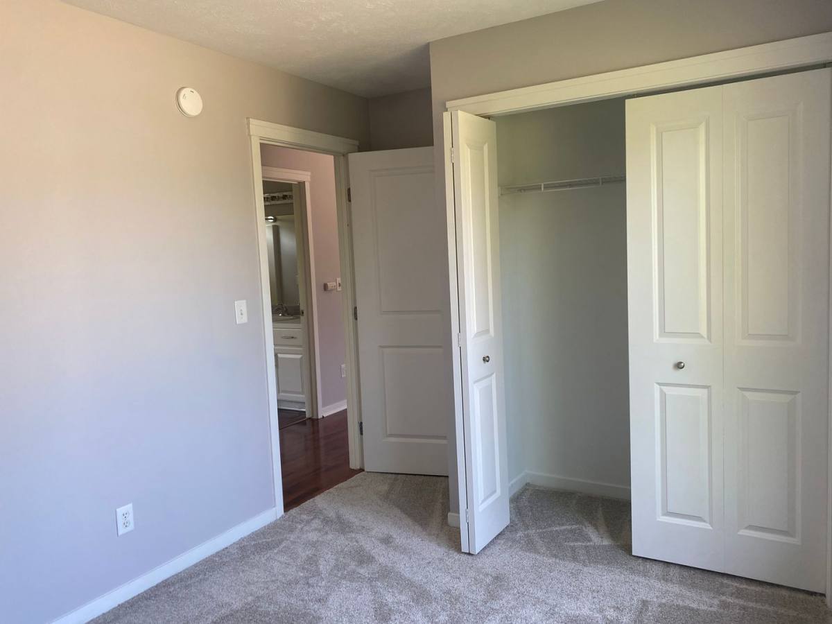 House for rent at 922 Peachcrest Court NE, Grand Rapids, MI 49505