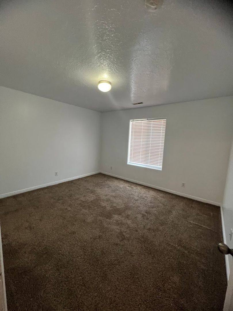House for rent at 420 W 2000 N, Cedar City, UT 84720