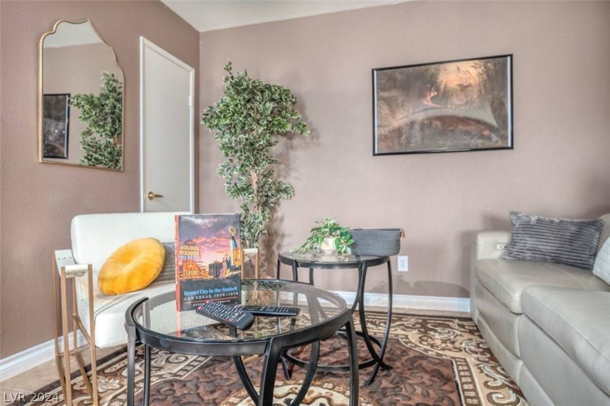 Townhouse for rent at 4674 Monterey Circle, Las Vegas, NV 89169