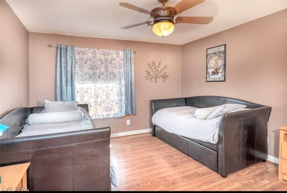 Townhouse for rent at 4674 Monterey Circle, Las Vegas, NV 89169