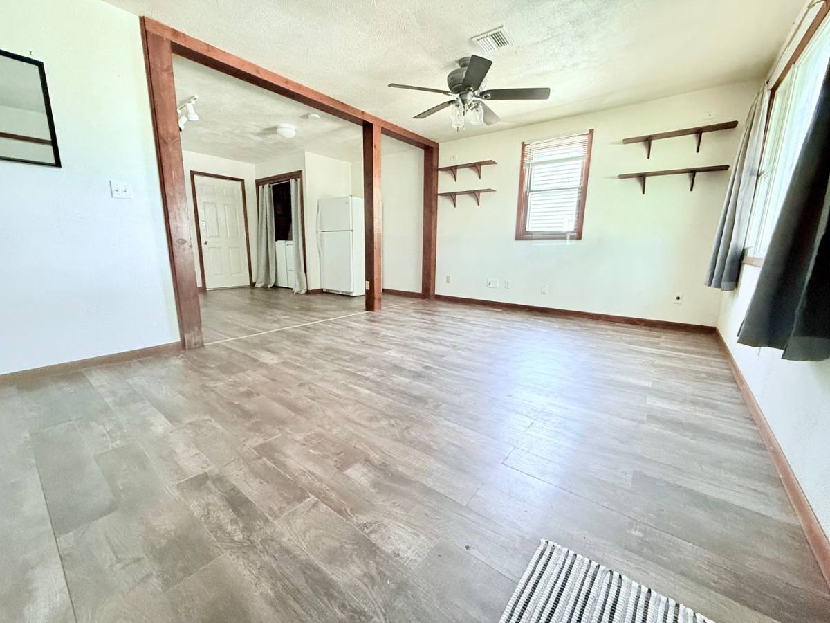 House for rent at 712 Maxwell St, Waterloo, IA 50701