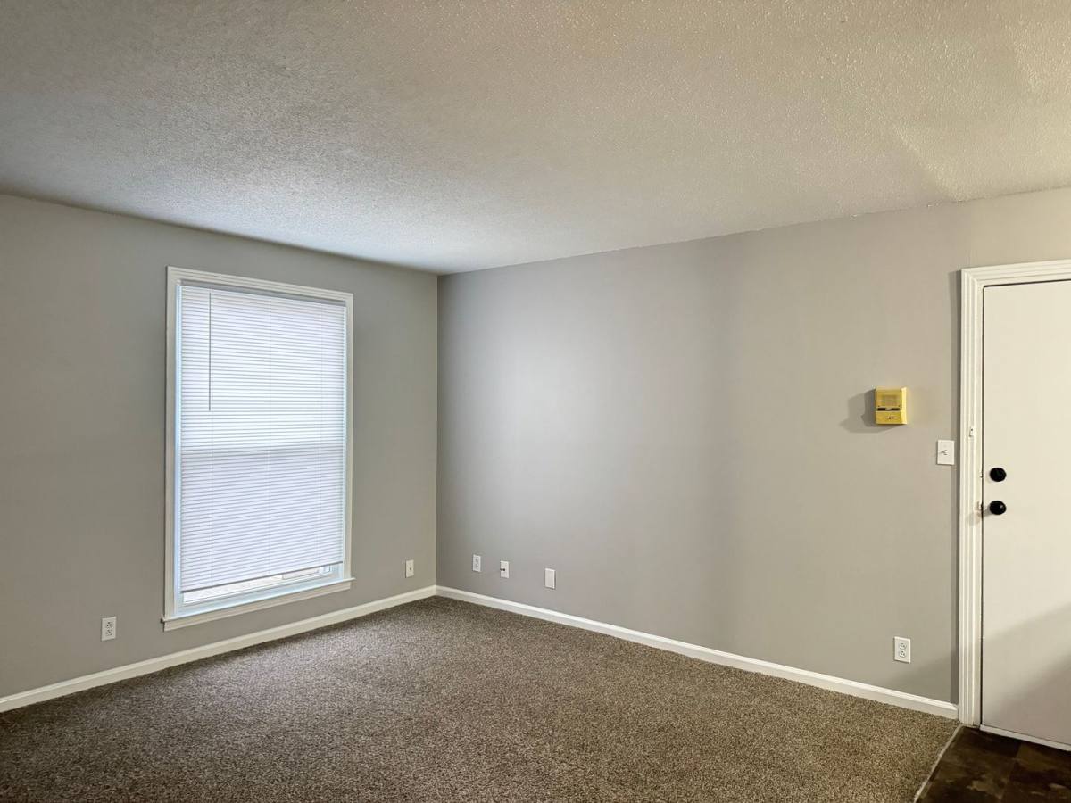 Apartment for rent at 526 Main St, Clarksville, TN 37040